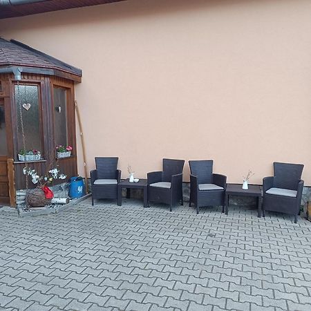 فندق Privat Majo Liptovský Mikuláš المظهر الخارجي الصورة